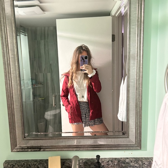 Dark deep red Lululemon rain jacket - Picture 5 of 10